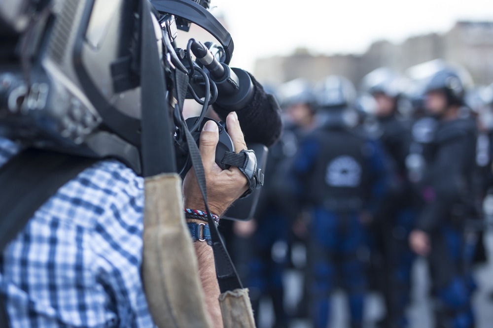 Can You Film Police Officers in Arizona?