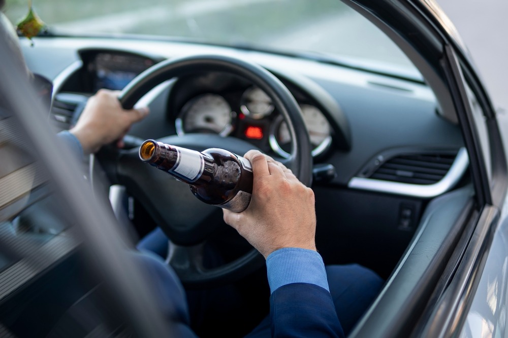 Can You Sue a Bar or Restaurant After Being Hit by a Drunk Driver?